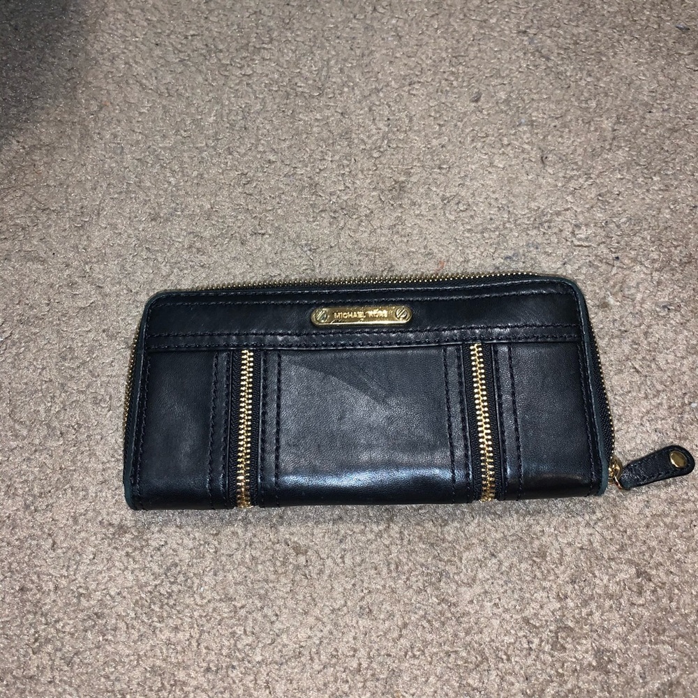 COPY - Black and gold micheal kors wallet